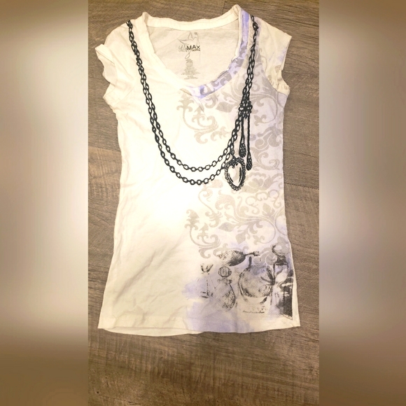Miley Cyrus brand V Neck Tee - Picture 1 of 5
